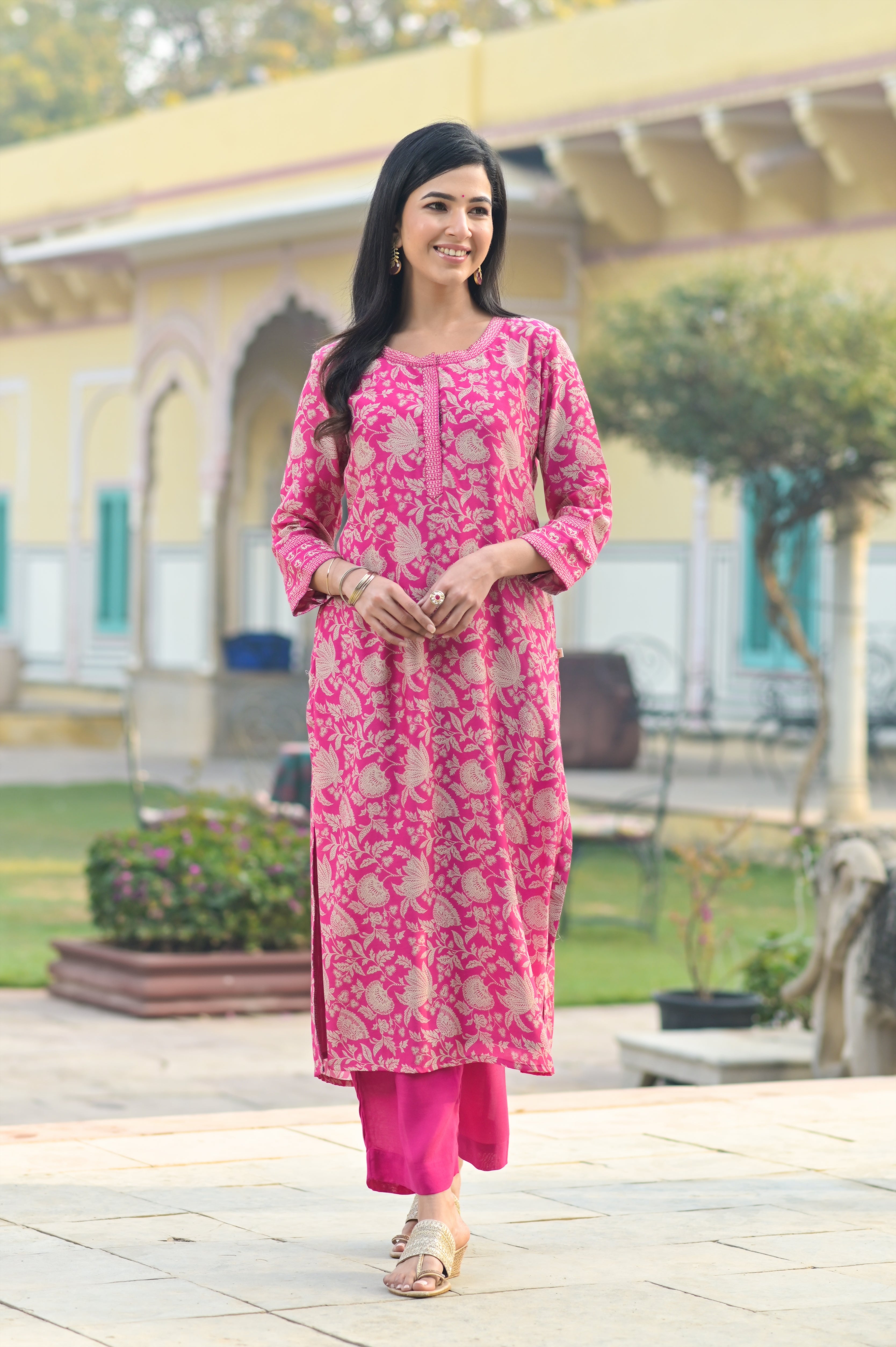 Pink Floral Jaal Muslin Silk Kurta