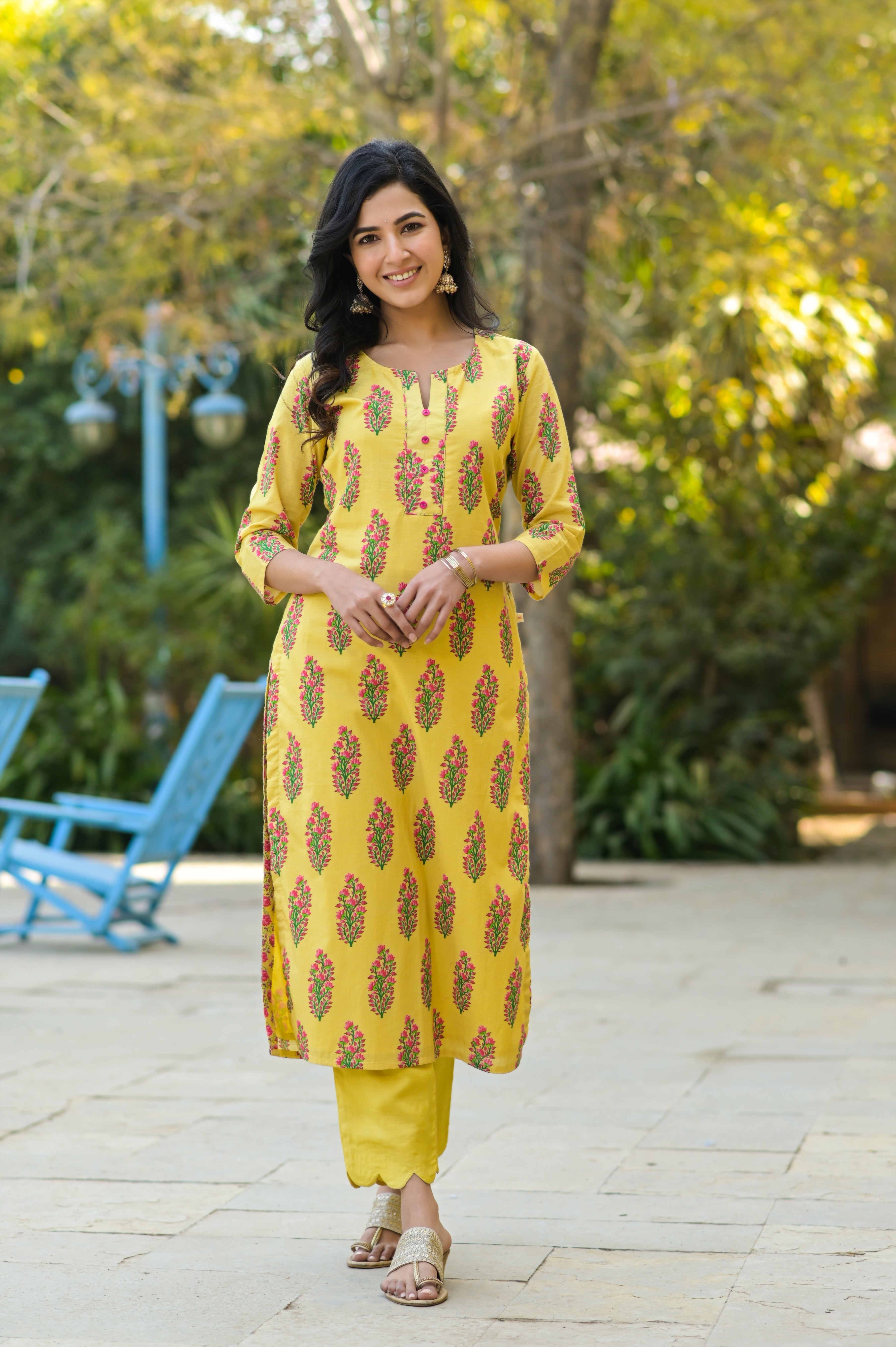 Round Neck V-Cut Kurta Set-3pcs