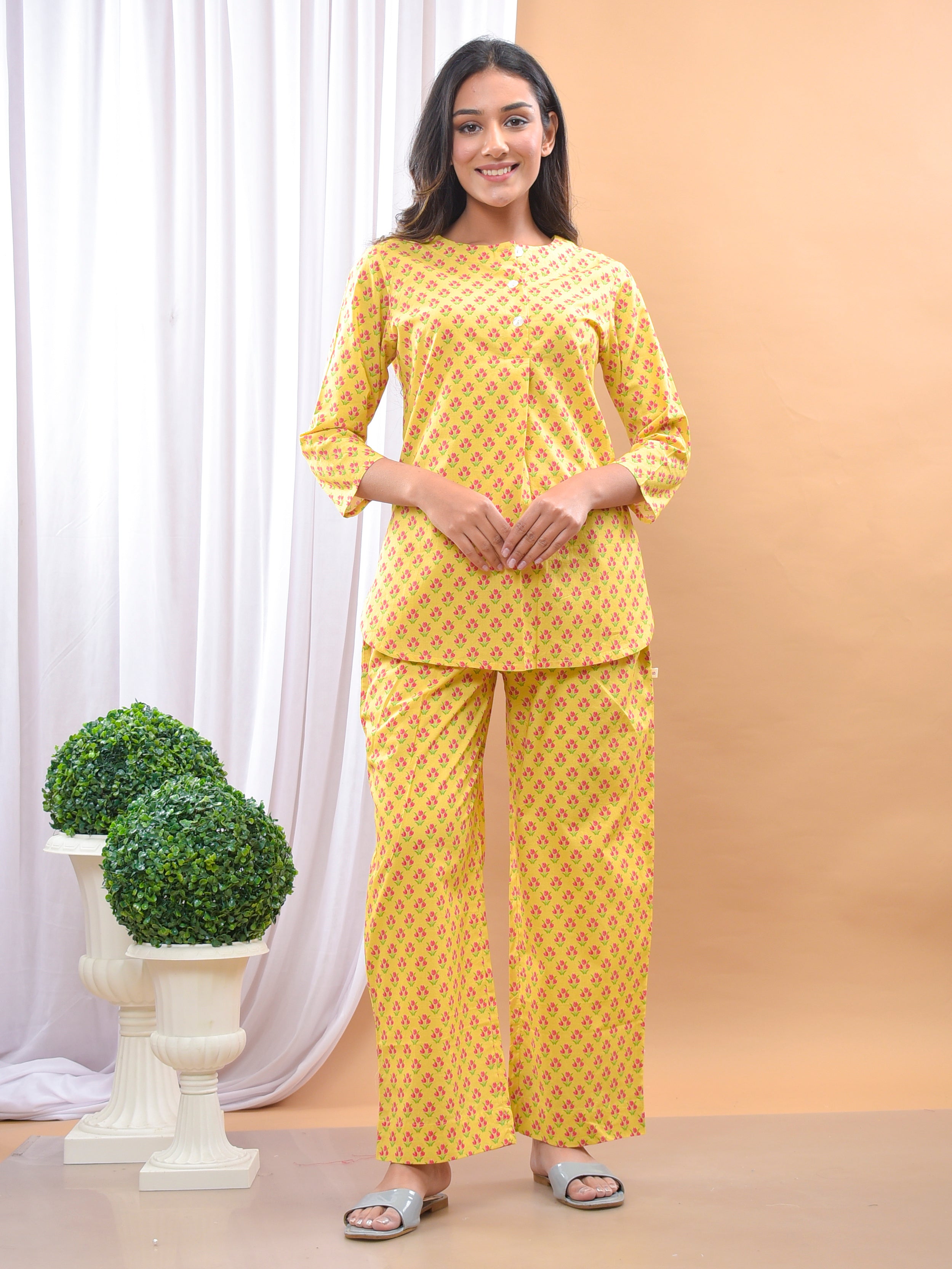 Mughal Yellow Buti Night Wear